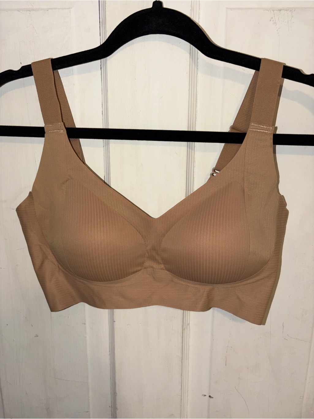 Everyday Wireless Support Bra In Tan